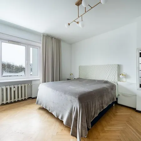 Sleeps 10 Center Penthouse Op Us Embassy *